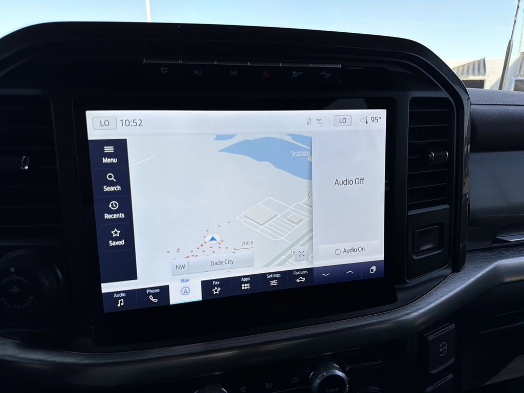 Certified 2022 Ford F150 Lariat w/ Equipment Group 502A High image 22