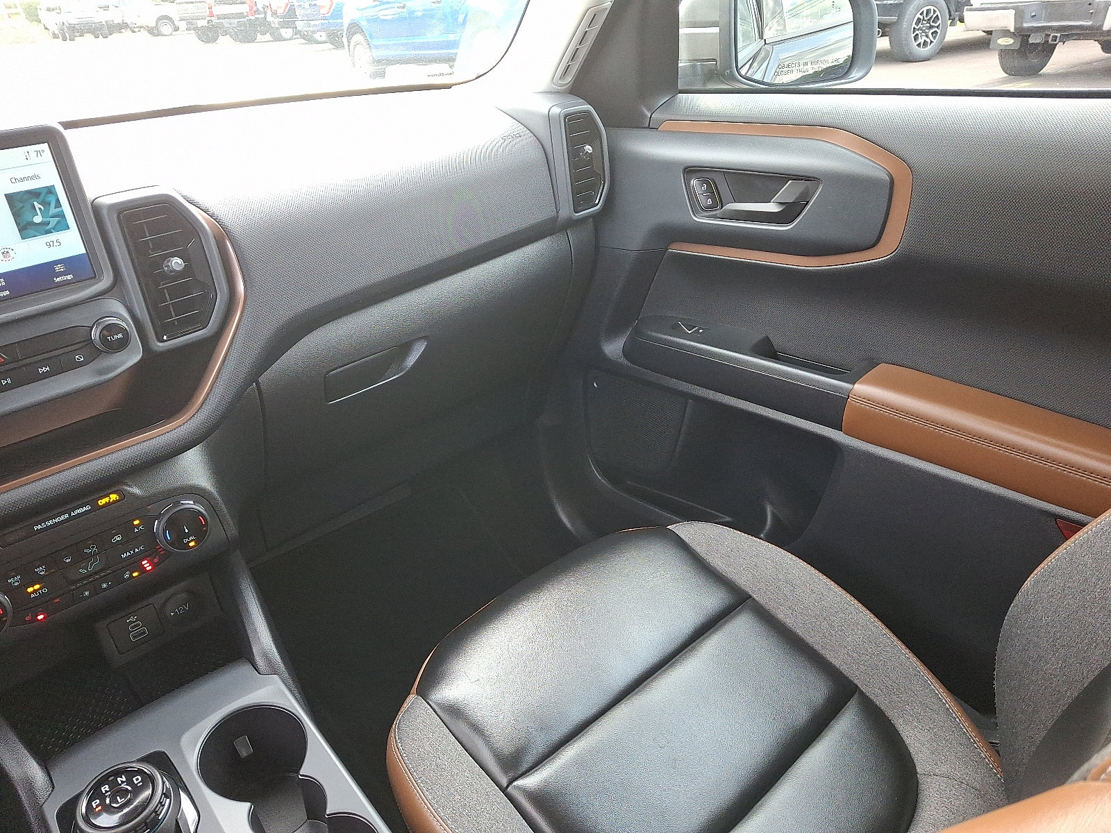 Certified 2024 Ford Bronco Sport Outer Banks image 16