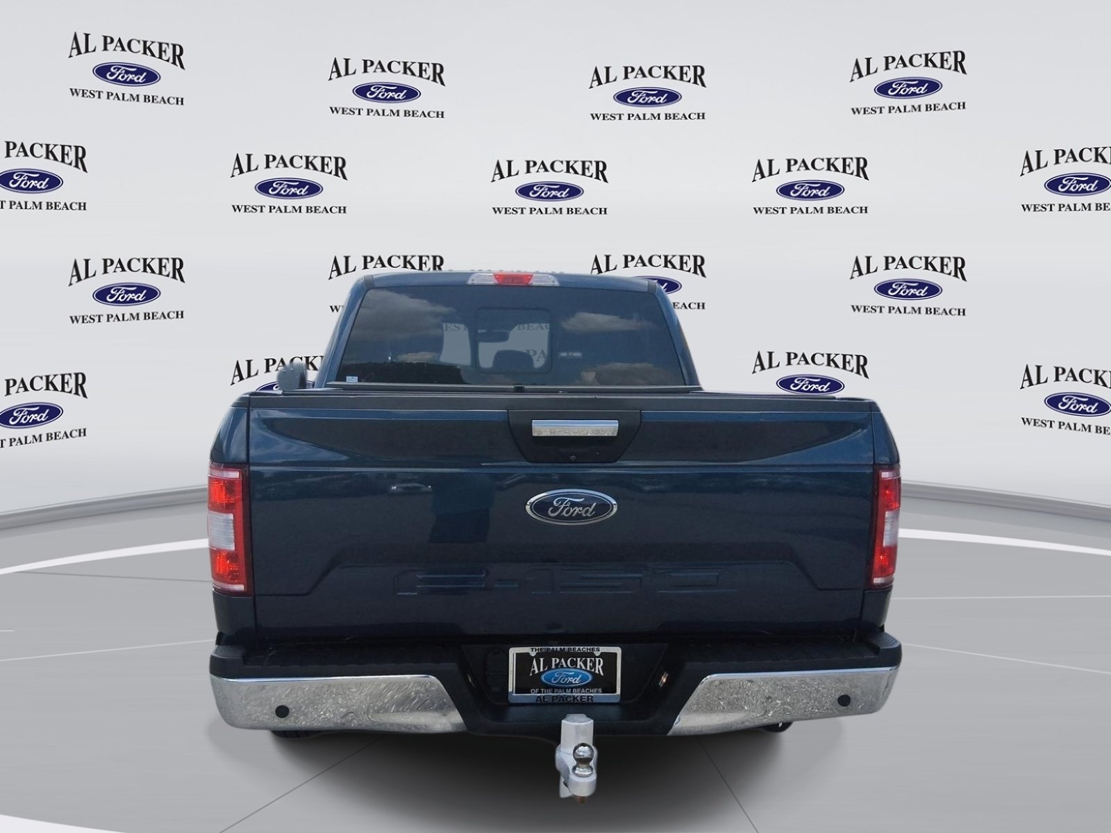 Certified 2018 Ford F150 XLT w/ Equipment Group 302A Luxury RWD image 4