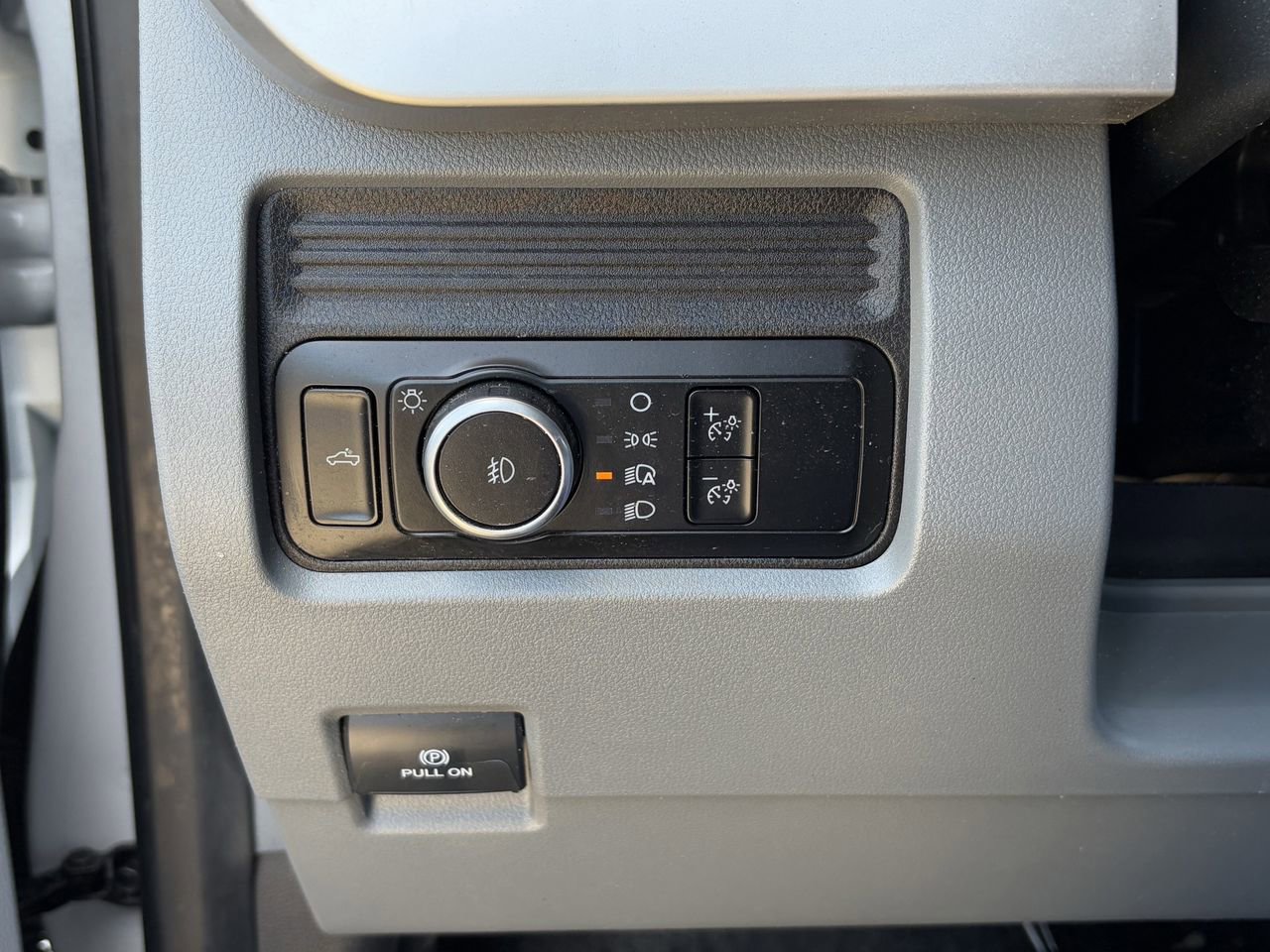 Certified 2025 Ford F250 XLT w/ FX4 Off-Road Package AWD/4WD image 24