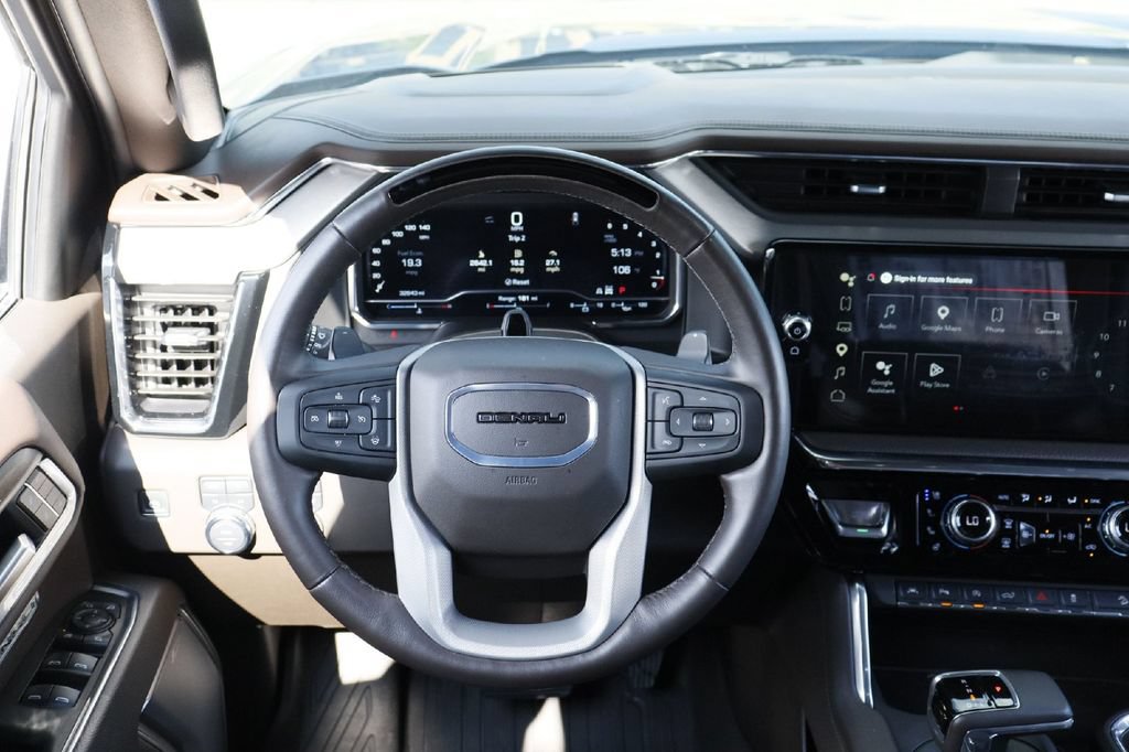 Used 2025 GMC Sierra 1500 Denali AWD/4WD image 19