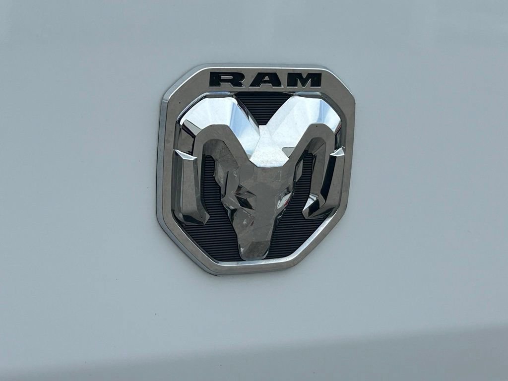 Used 2024 RAM ProMaster 2500 w/ Convenience Group FWD image 21