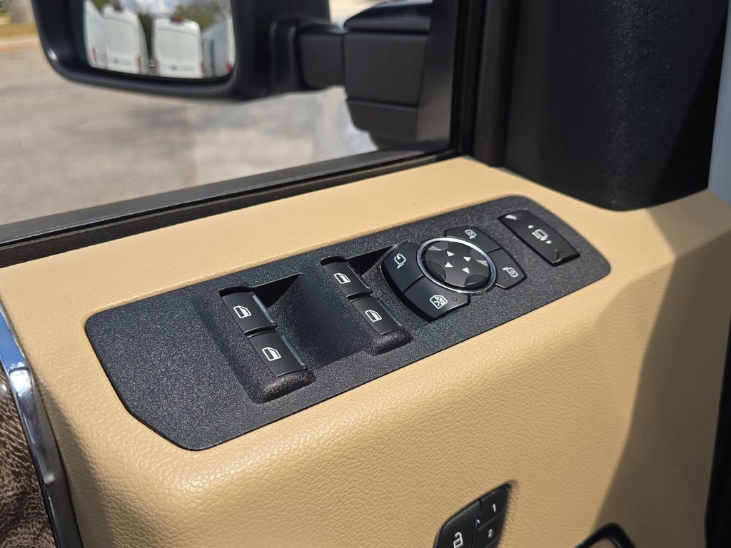 Certified 2019 Ford F350 Lariat w/ Tow Technology Bundle image 16