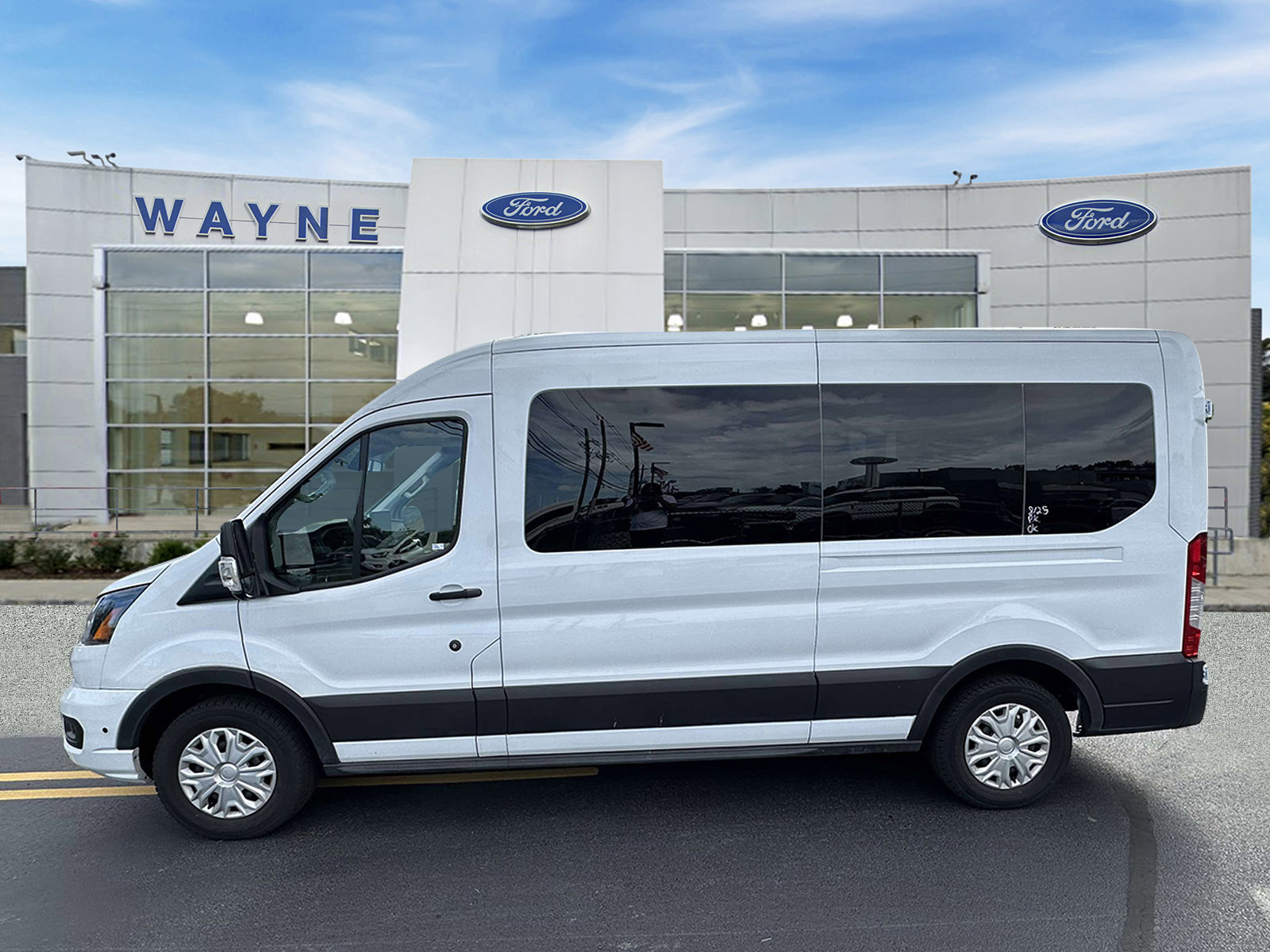 Certified 2025 Ford Transit 350 XLT RWD image 7