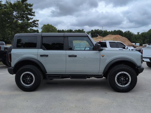 Certified 2023 Ford Bronco Badlands w/ Sasquatch Package AWD/4WD image 3