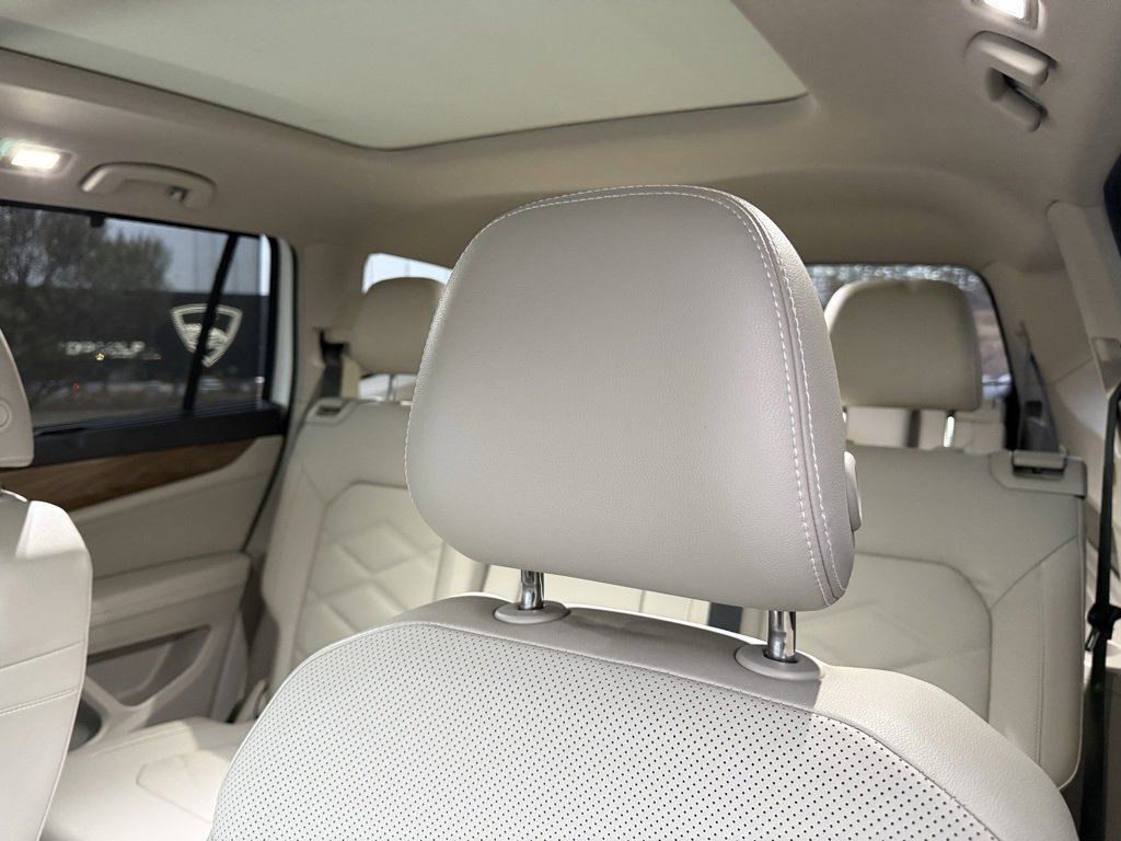 Used 2024 Volkswagen Atlas SE image 23