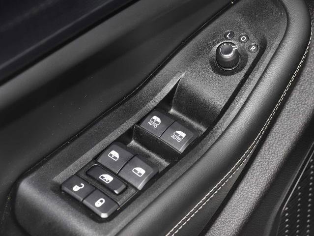 Used 2023 Jeep Grand Cherokee L Laredo image 19