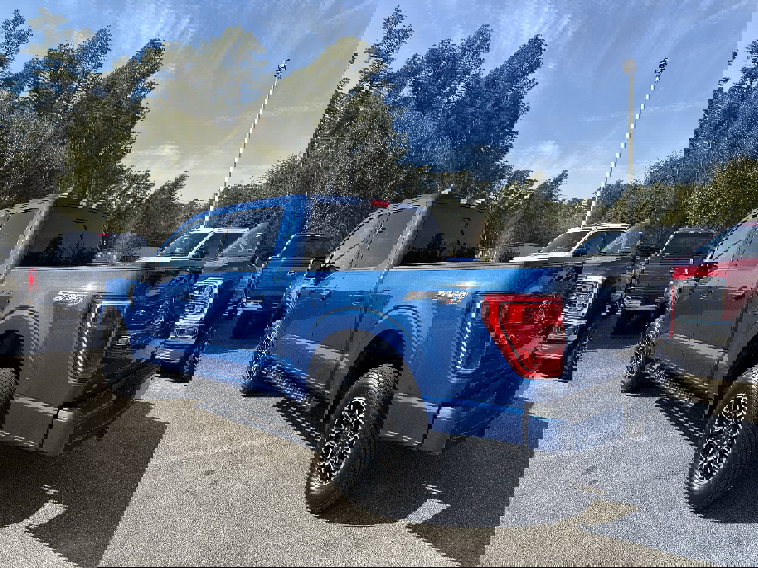 Certified 2022 Ford F150 XLT w/ Equipment Group 302A High image 3