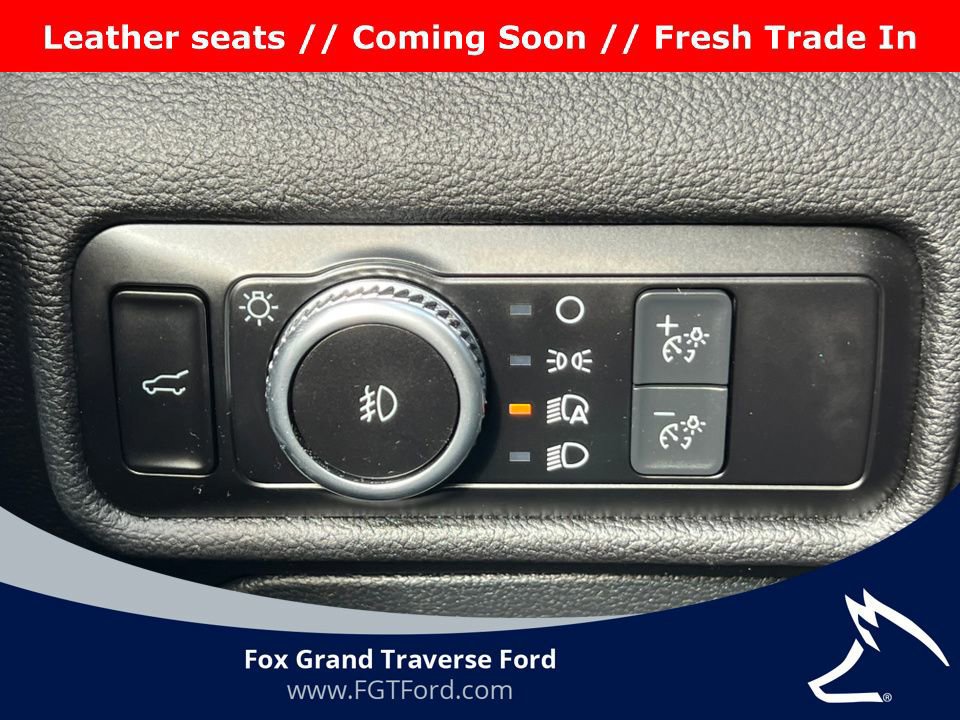 Certified 2022 Ford Explorer XLT w/ Equipment Group 202A image 23