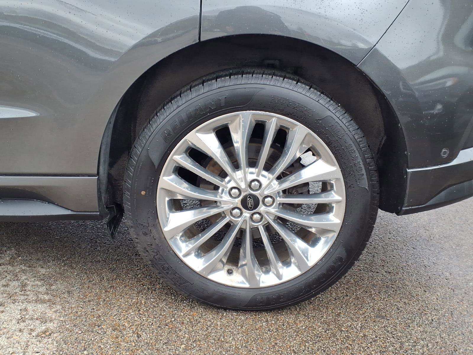 Certified 2020 Ford Edge Titanium w/ Equipment Group 301A image 6