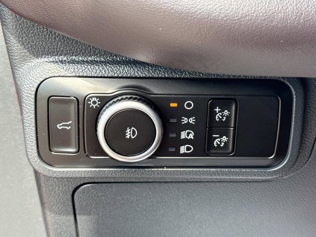 Certified 2026 Ford Explorer Platinum RWD image 19