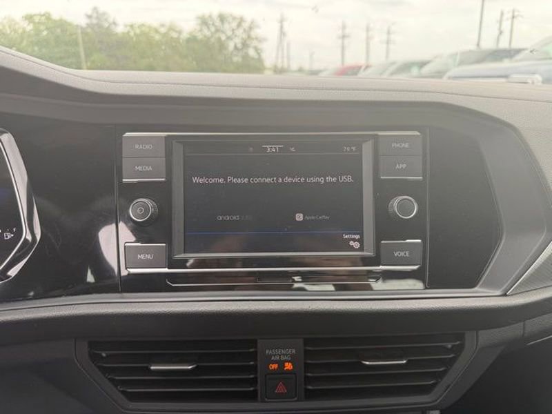 Used 2024 Volkswagen Jetta Sport FWD image 7