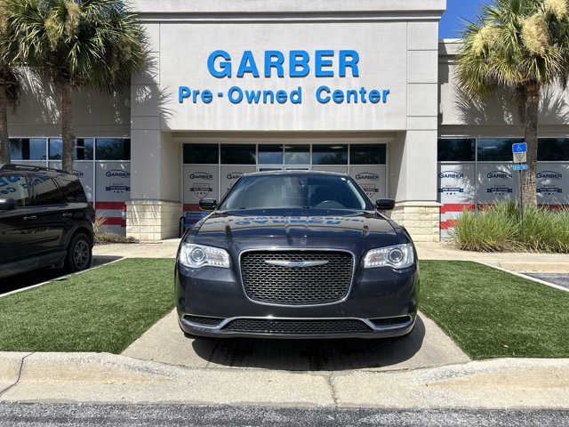 Used 2019 Chrysler 300 Touring L w/ Quick Order Package 22F RWD image 13