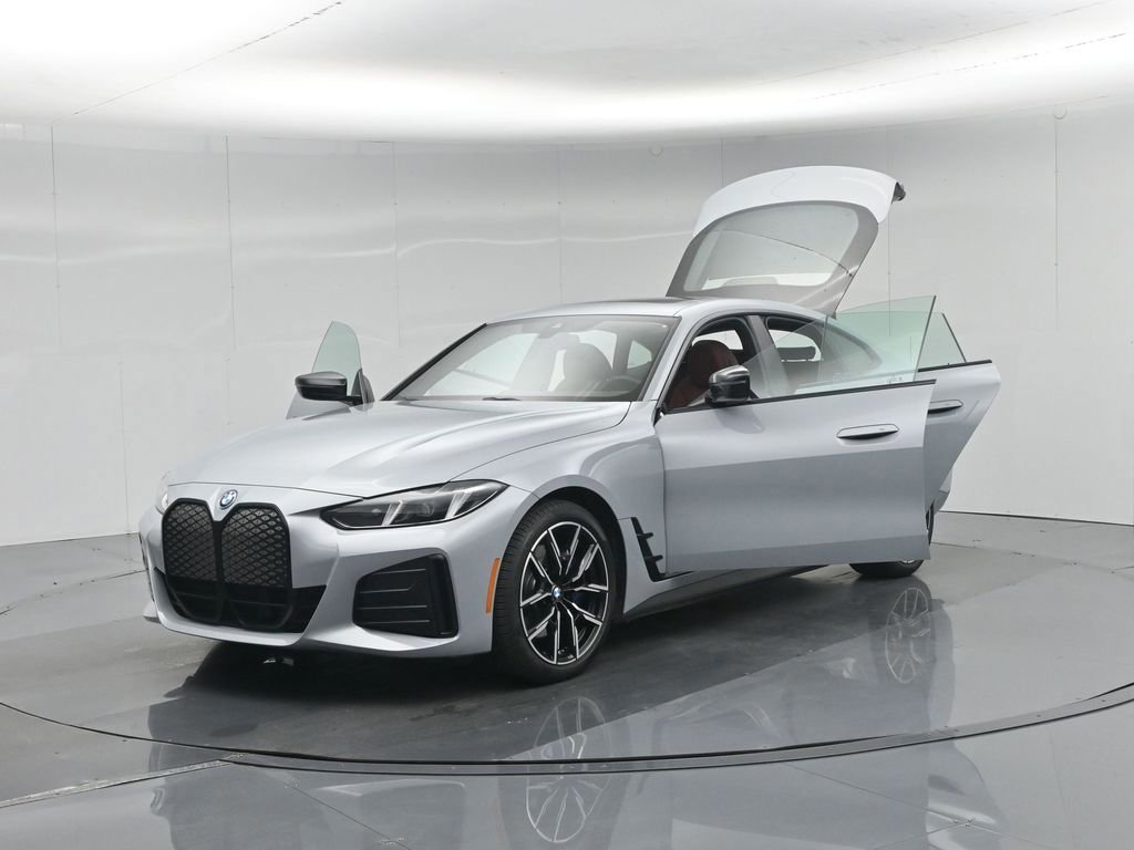 Used 2025 BMW i4 eDrive40 w/ M Sport Package image 54