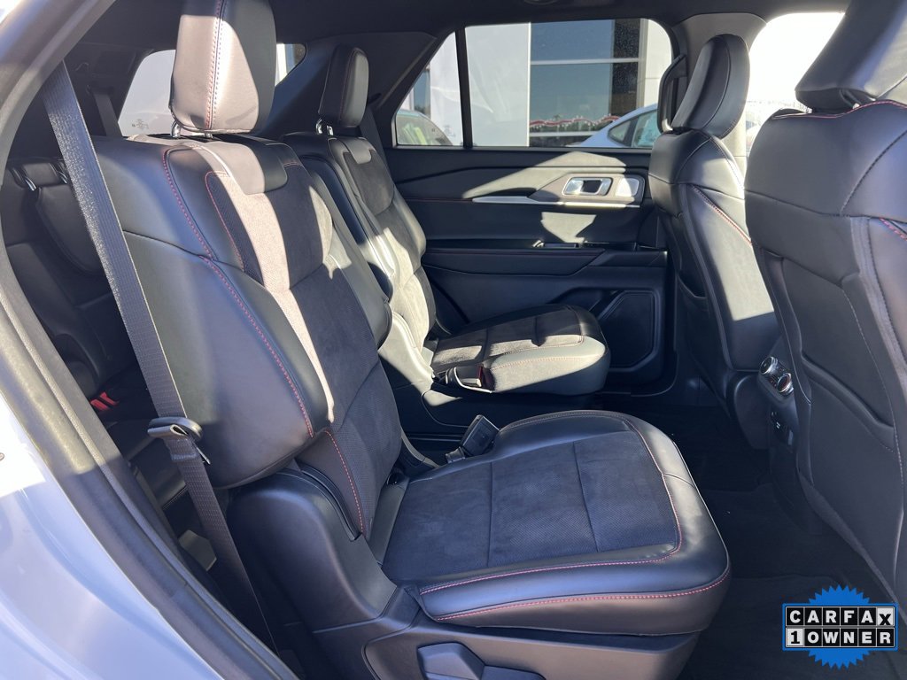 Certified 2025 Ford Explorer ST w/ Sun And Sound Package image 17