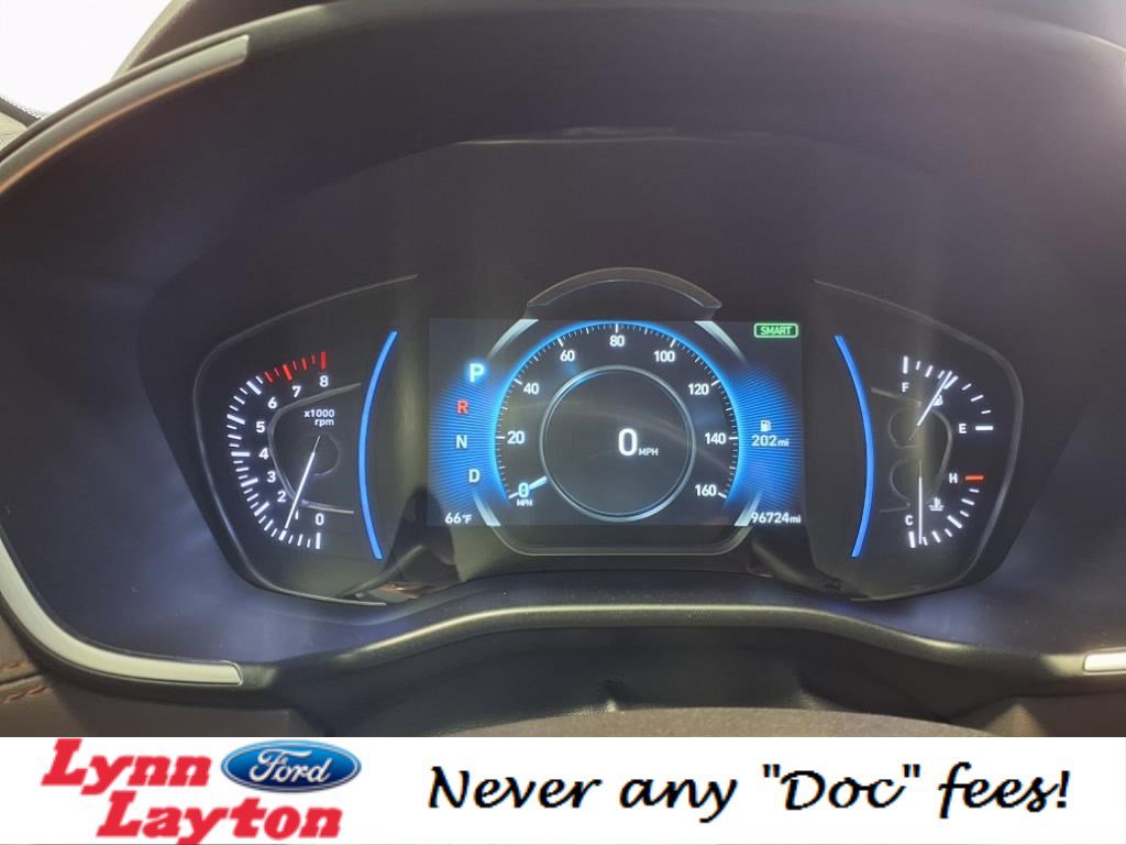 Used 2019 Hyundai Santa Fe Limited image 18