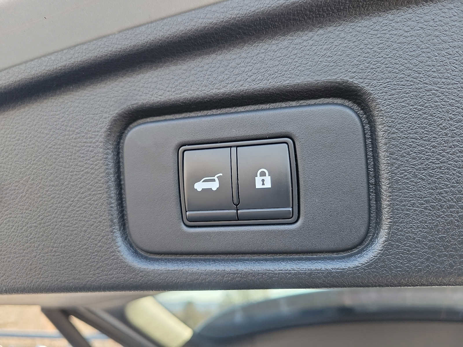 Used 2022 Nissan Pathfinder SL w/ SL Premium Package image 30