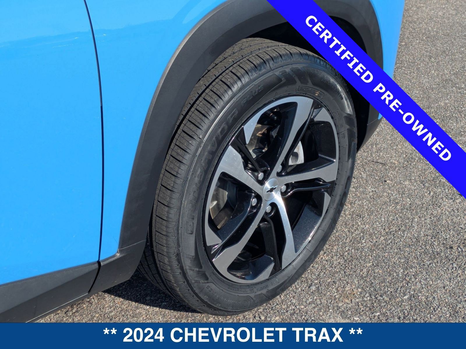 Used 2024 Chevrolet Trax RS w/ Driver Confidence Package FWD image 11