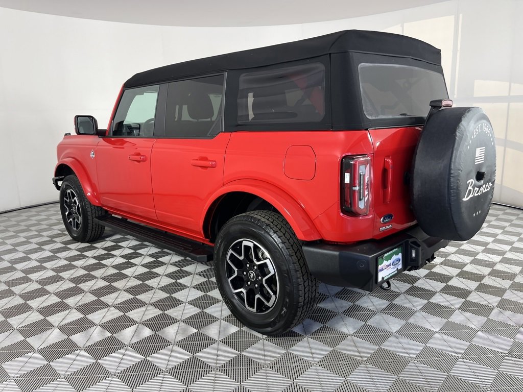Certified 2023 Ford Bronco Outer Banks image 3