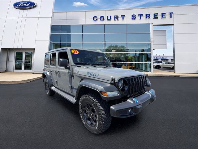 Used 2023 Jeep Wrangler Unlimited w/ Sun & Screen Package AWD/4WD image 7