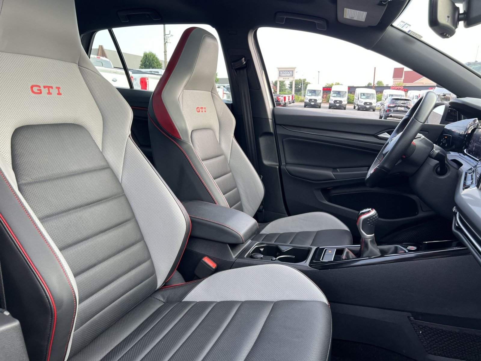 Used 2024 Volkswagen GTI Autobahn FWD image 27