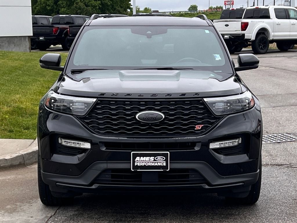 Certified 2022 Ford Explorer ST w/ ST Street Pack AWD/4WD image 8