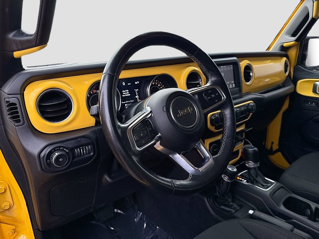 Used 2019 Jeep Wrangler Unlimited Sahara image 9