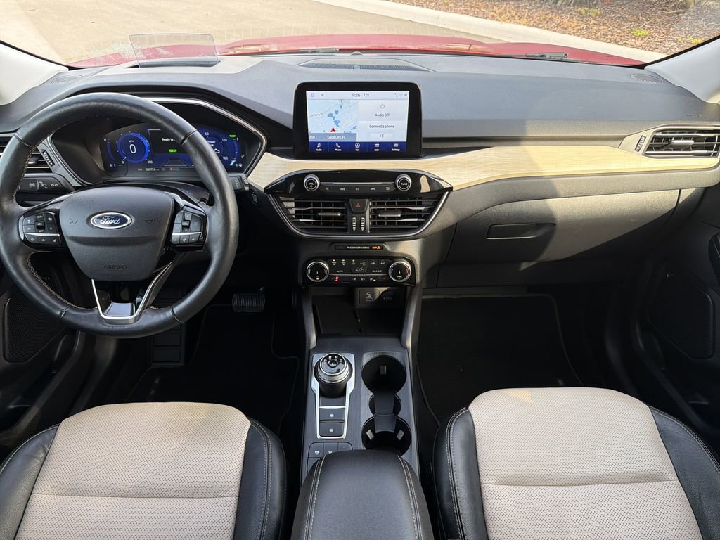 Certified 2022 Ford Escape Titanium w/ Titanium Elite Package image 34