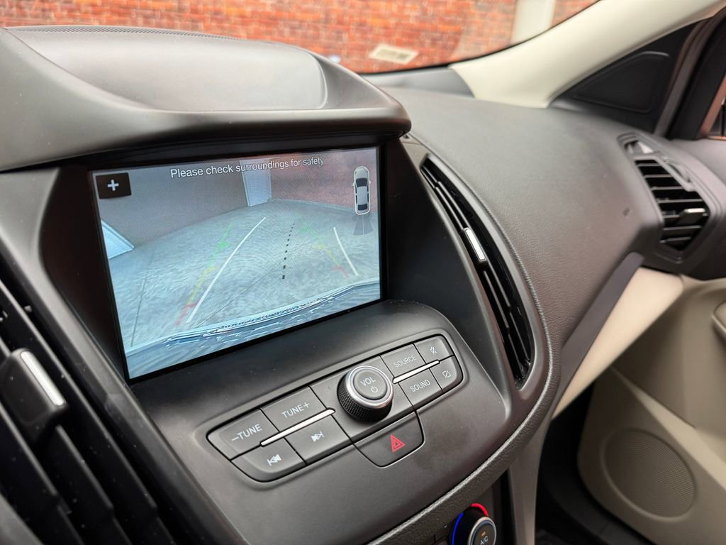 Certified 2019 Ford Escape SEL FWD image 22