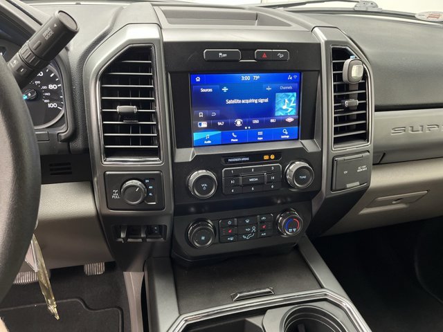 Certified 2021 Ford F250 XLT w/ XLT Premium Package AWD/4WD image 18