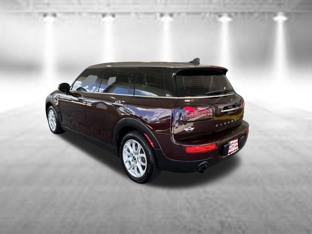 Used 2017 MINI Cooper Clubman FWD image 6
