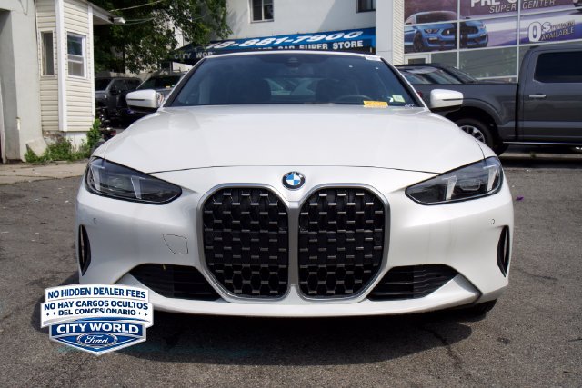 Used 2025 BMW 430i Convertible w/ Premium Package RWD image 2