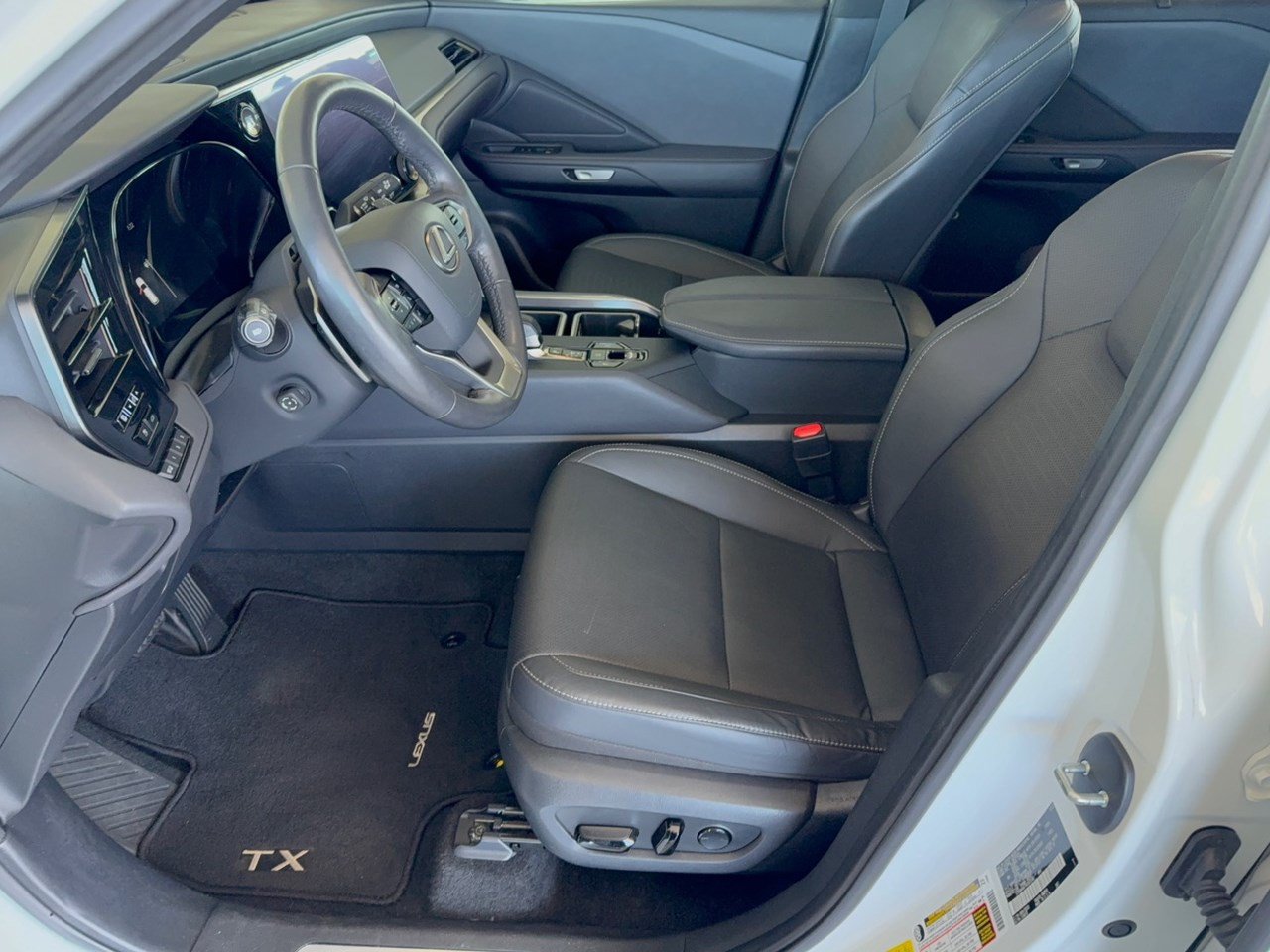 Used 2024 Lexus TX 350 FWD w/ Captains Chair Package image 5