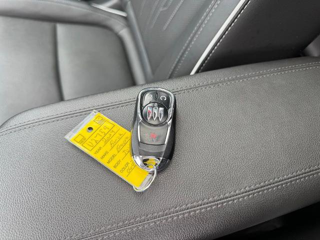 Used 2024 Buick Encore GX Avenir image 18