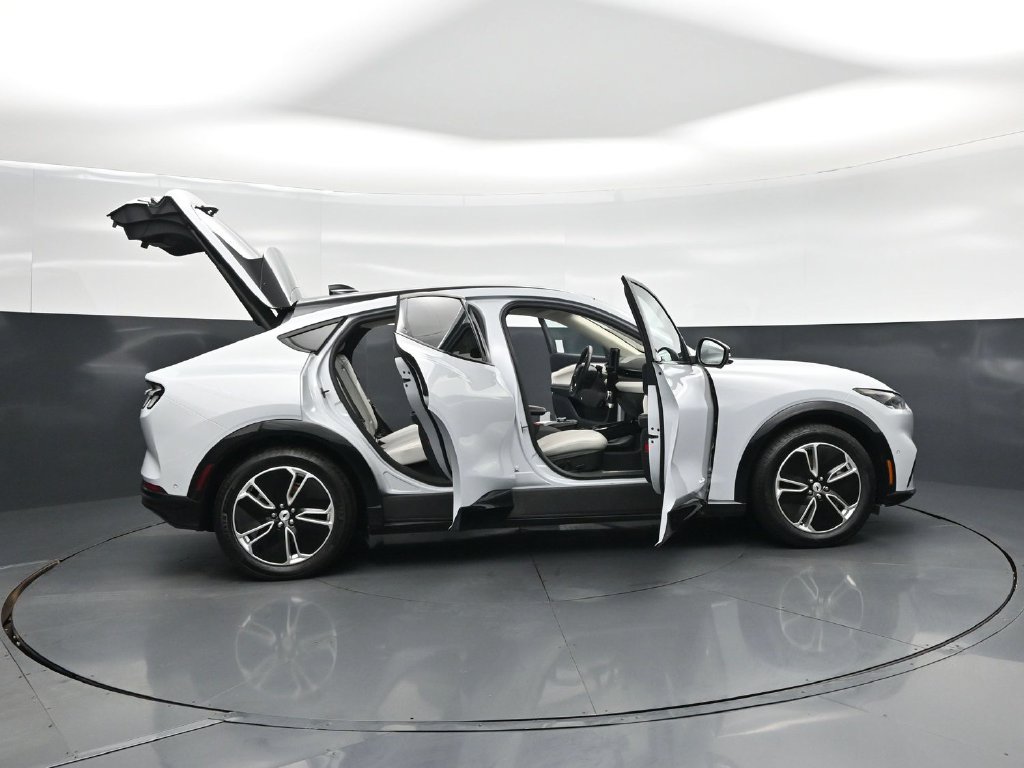 Certified 2023 Ford Mustang Mach-E Premium RWD image 5