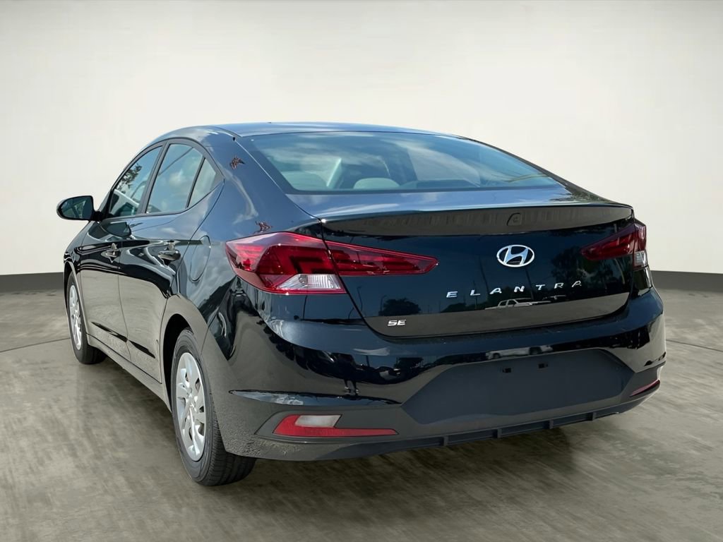 Used 2020 Hyundai Elantra SE image 4