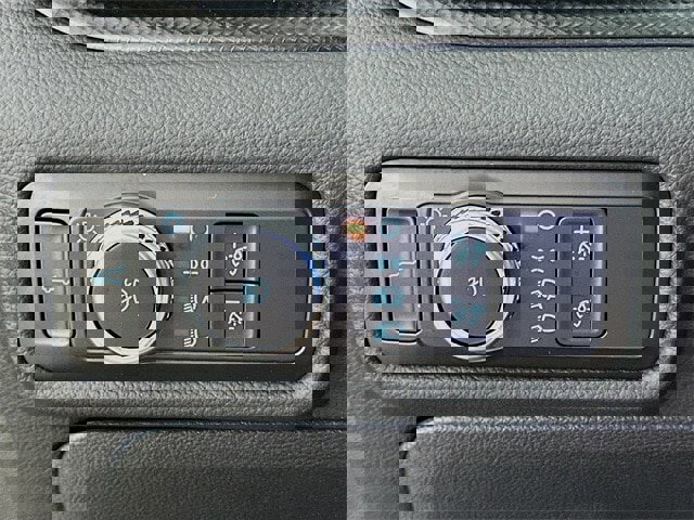 Certified 2023 Ford Explorer ST-Line w/ Class IV Trailer Tow Package image 22