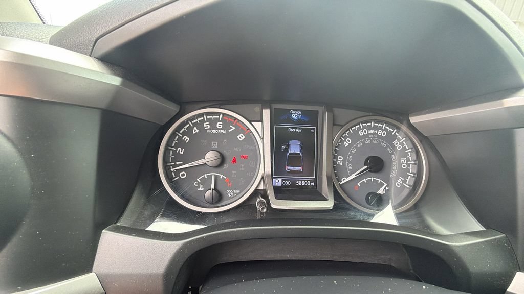 Used 2023 Toyota Tacoma SR5 w/ Technology Package AWD/4WD image 16