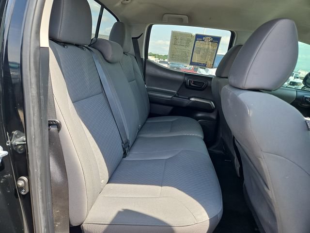 Used 2022 Toyota Tacoma SR5 AWD/4WD image 29