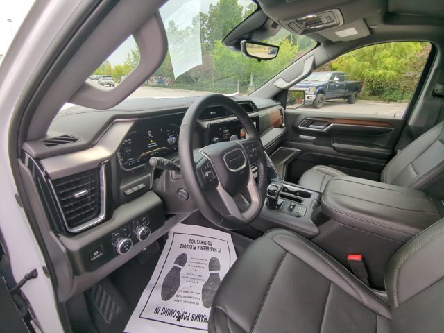 Used 2024 GMC Sierra 1500 Denali w/ Denali Reserve Package AWD/4WD image 16
