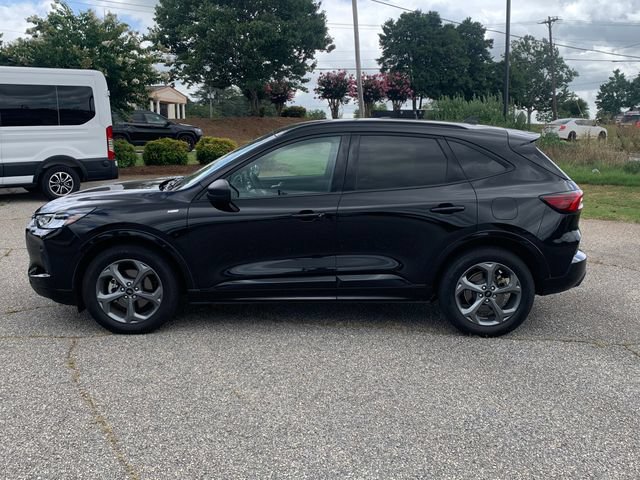 Certified 2024 Ford Escape ST-Line w/ Equipment Group 301A FWD image 8