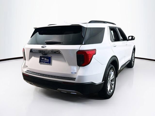 Certified 2020 Ford Explorer XLT w/ Equipment Group 202A image 5
