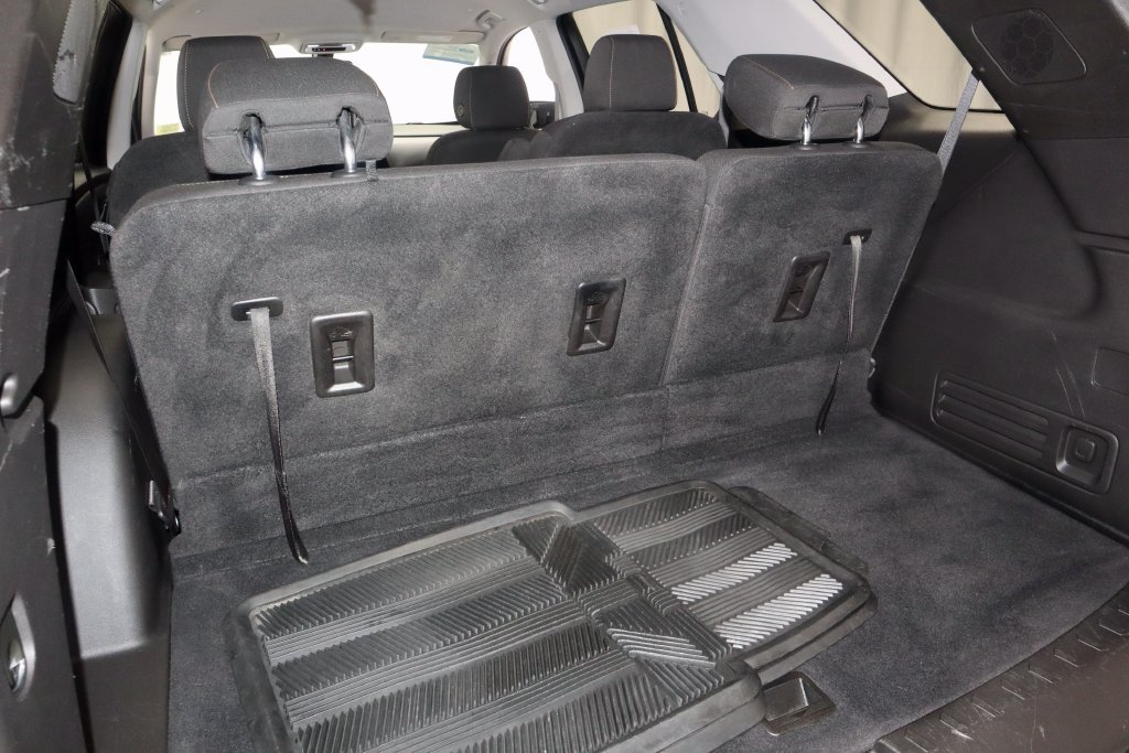 Used 2021 Chevrolet Traverse LT FWD image 15