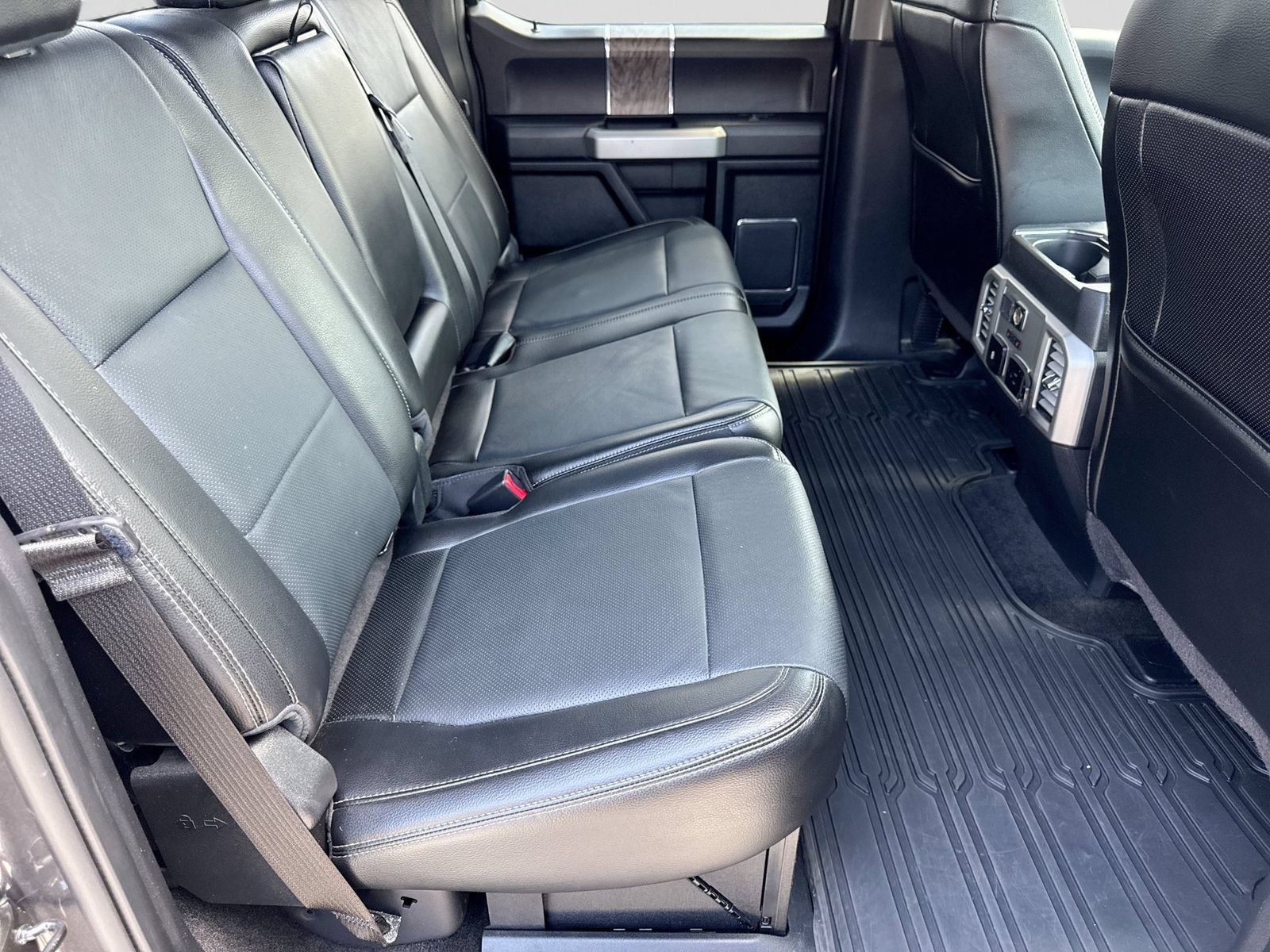 Certified 2017 Ford F350 Lariat w/ Lariat Ultimate Package AWD/4WD image 24
