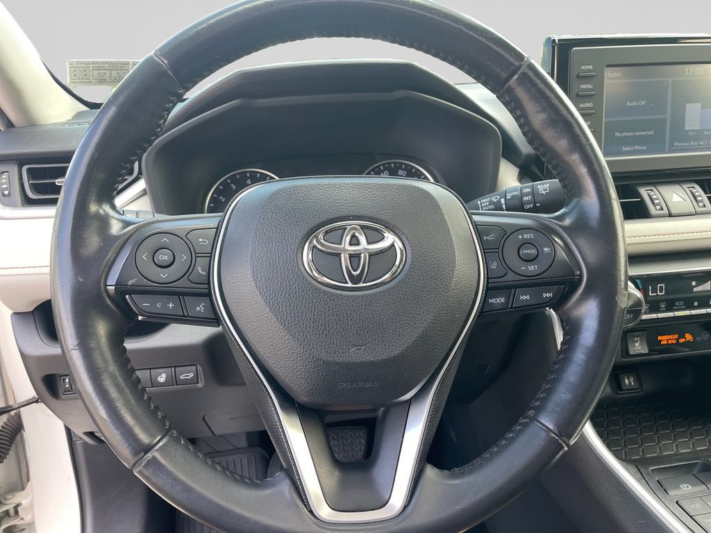 Used 2019 Toyota RAV4 XLE Premium w/ Cold Weather Package AWD/4WD image 25