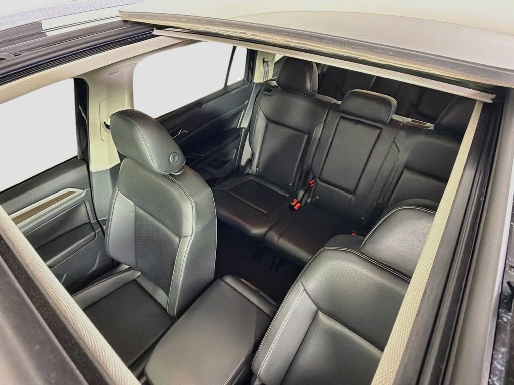 Used 2019 Volkswagen Atlas SEL R-Line FWD image 17