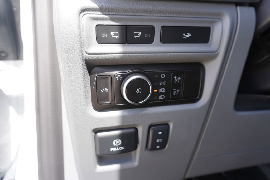 Certified 2023 Ford F150 Lariat w/ FX4 Off-Road Package image 13