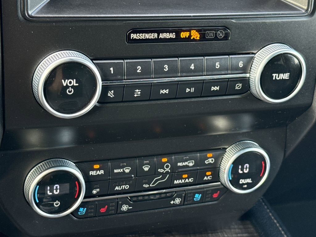 Certified 2021 Ford Expedition Max Limited image 24