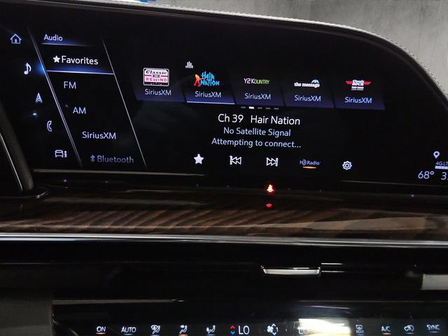 Used 2022 Cadillac Escalade Sport Platinum AWD/4WD image 18