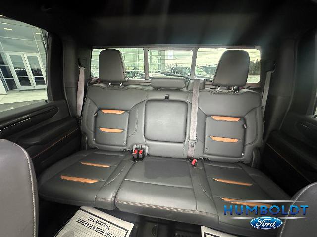 Used 2024 GMC Sierra 2500 AT4 w/ AT4 Premium Plus Package image 19